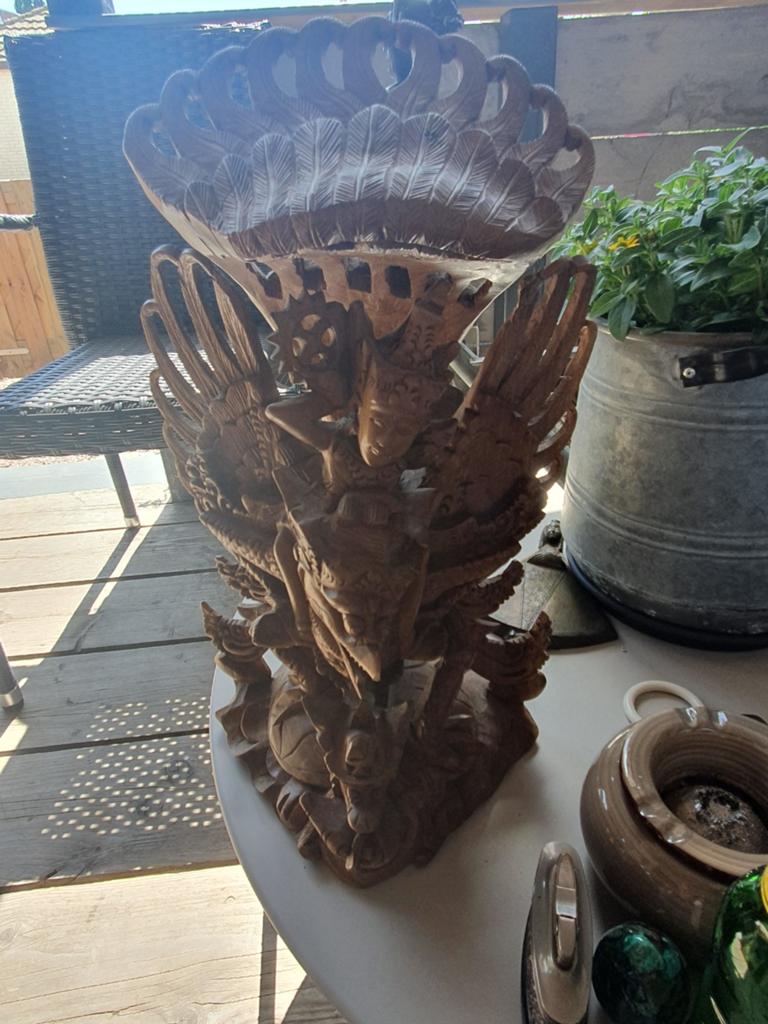 Uniek handgesneden houten beeld - Garuda met Vishnu, Antiek en Kunst, Kunst | Beelden en Houtsnijwerken, Handgemaakt, Beeld, Hout