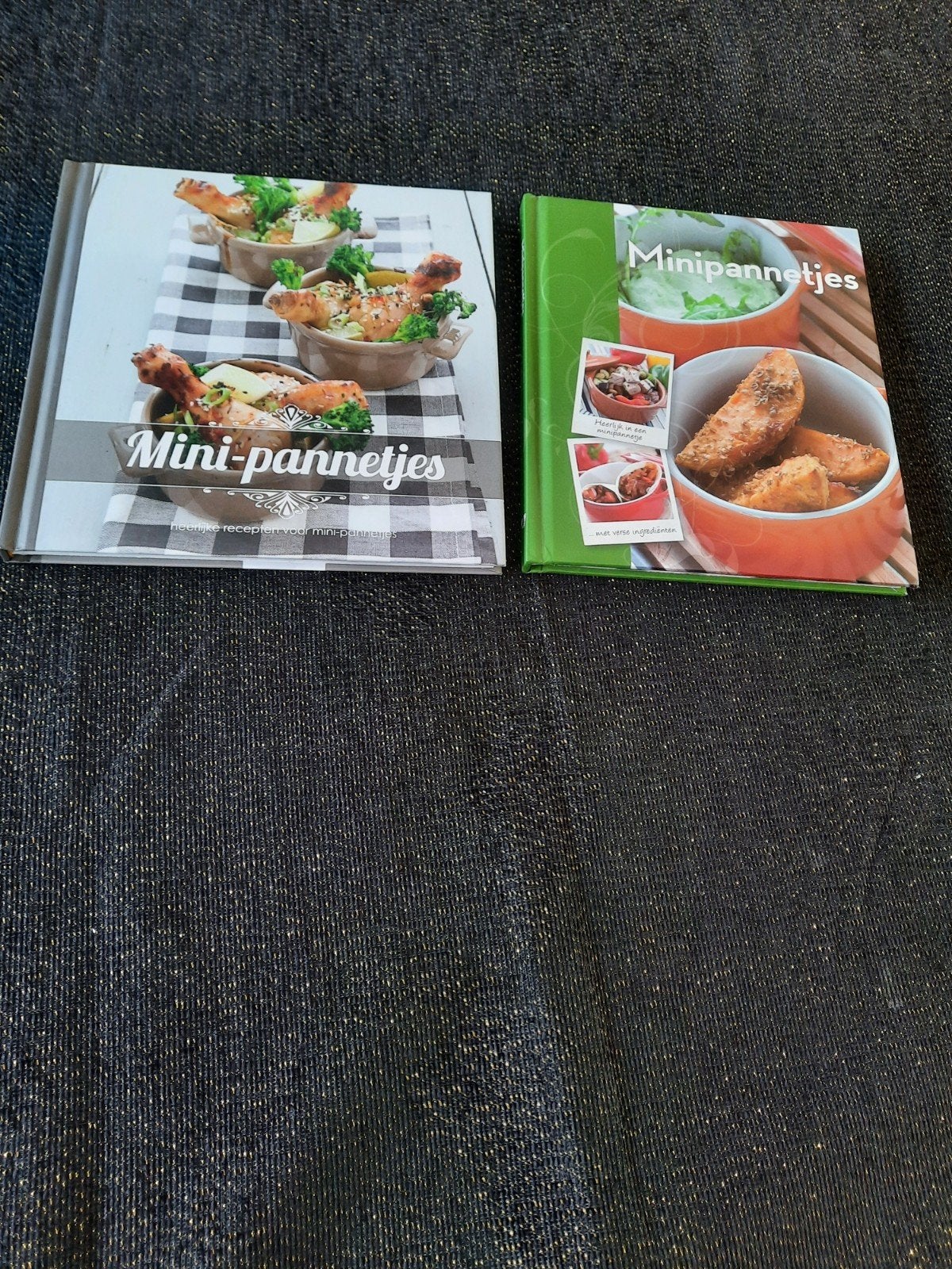 2x Minipannetjes kookboek hardcover - Nieuwstaat, Ophalen of Verzenden, Nieuw