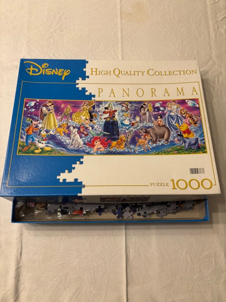 Disney panorama puzzel legpuzzel 1000 st Clementoni!, Ophalen of Verzenden, 500 t/m 1500 stukjes, Zo goed als nieuw, Legpuzzel