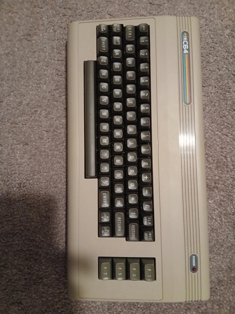 THEC64 Commodore 64 MAXI - Retro Gaming Console+joystick, Ophalen of Verzenden, Overige merken, Gebruikt