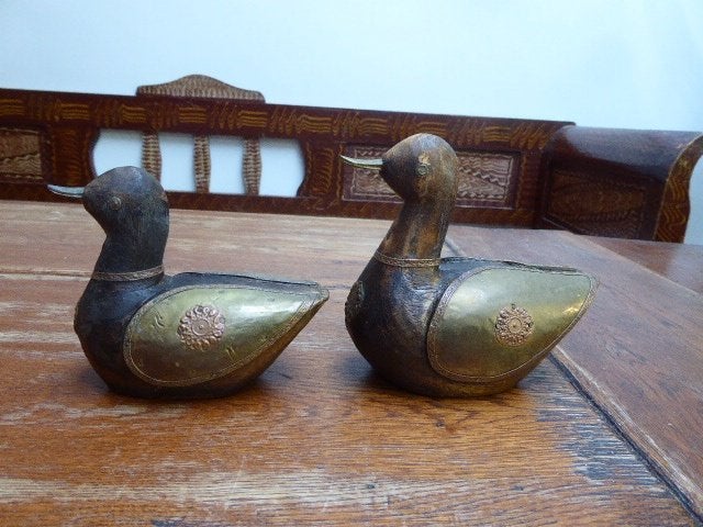 2 vintage houten eenden met messing, Ophalen of Verzenden