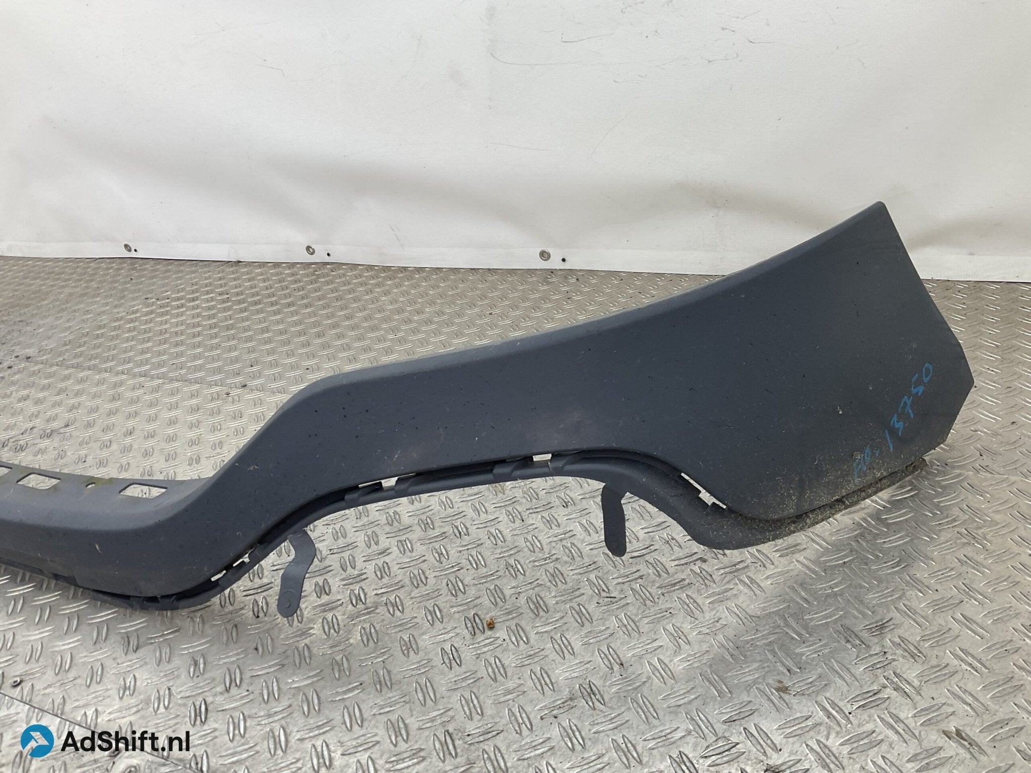 Bumper Renault Trafic 2014-2018 620223380R Voorbumper F10-13, Bumper