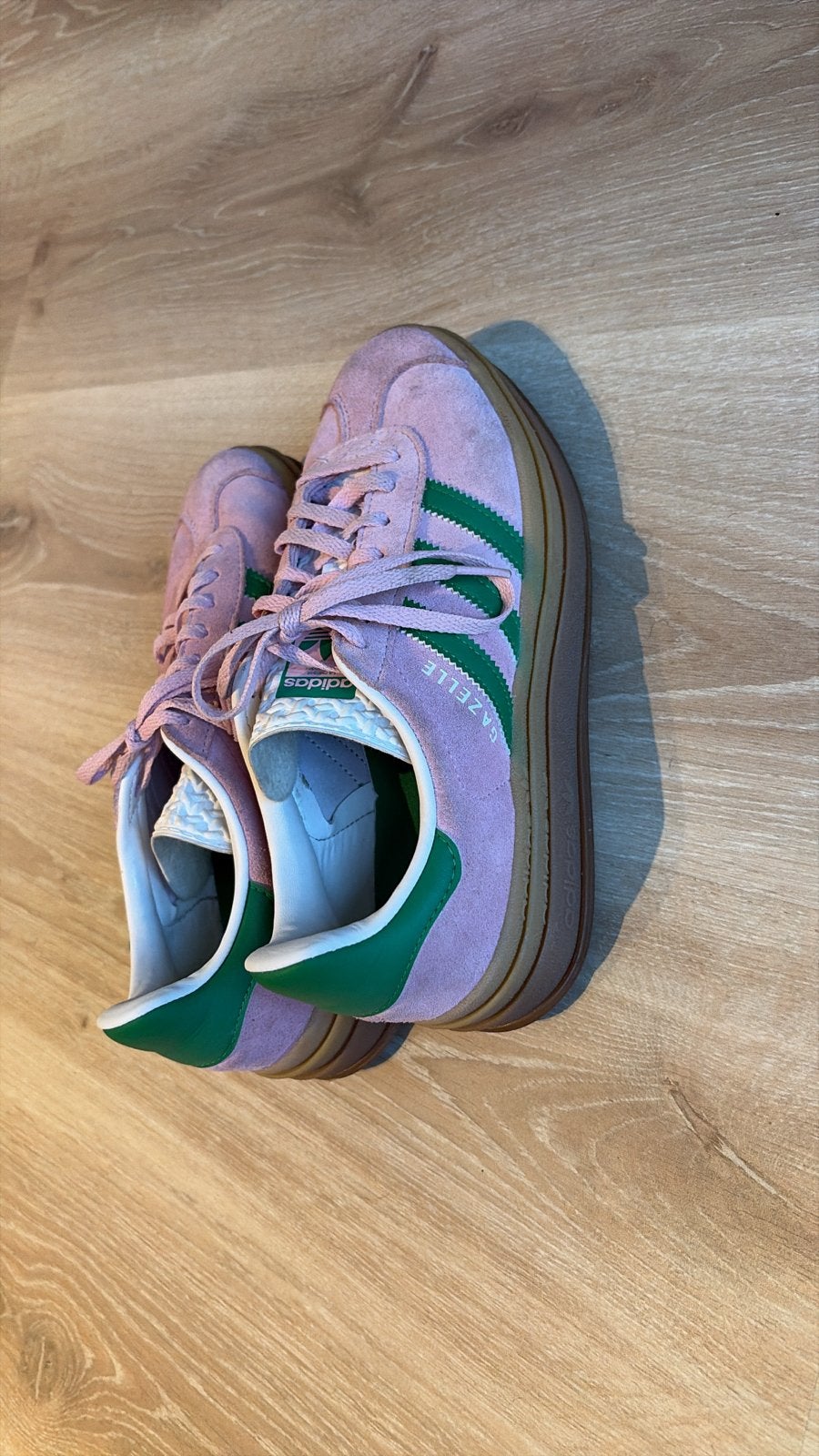 Adidas Gazelle Bold Roze/Groen - Maat 38 2/3, Ophalen of Verzenden, Zo goed als nieuw, Roze, Sneakers of Gympen