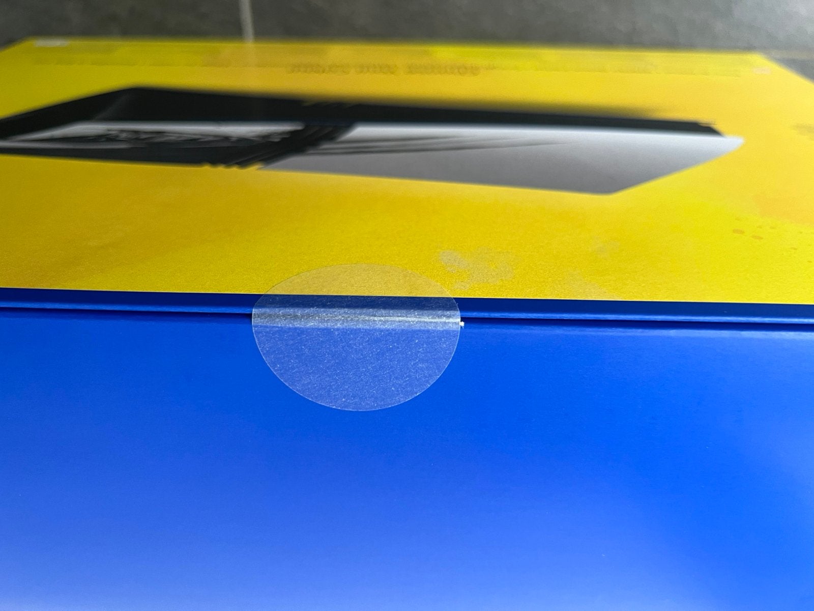 Foto 8 van Wolverine PS5 PRO Cover Battle Yellow Of Adamantium