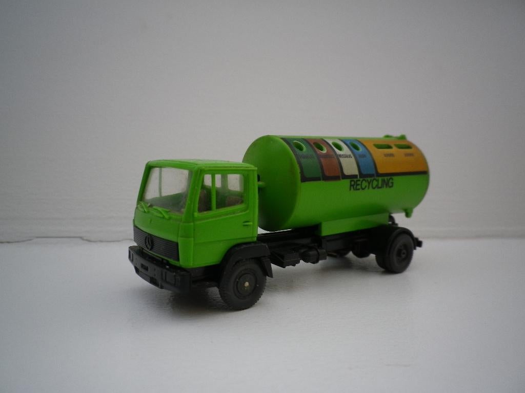 Wiking Mercedes LN2 ecoliner recycling / milieustraat auto, Ophalen of Verzenden, Zo goed als nieuw, Bus of Vrachtwagen, Wiking