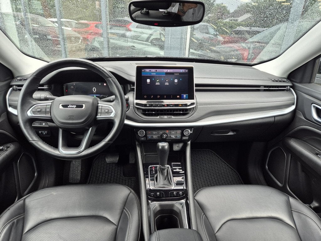 Jeep Compass 4xe 240 Plug-in Hybrid Electric S | Navigatie |, Auto's, Jeep, Automaat, 4 cilinders, Met garantie (alle), Zwart