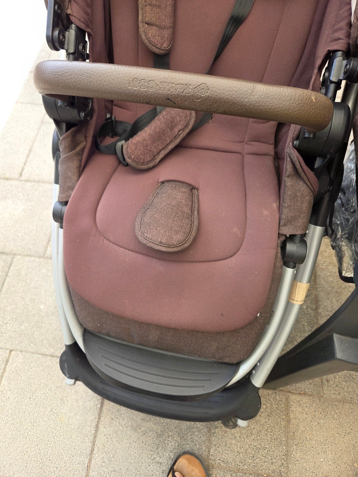 Maxi-Cosi Adorra Luxe Combiwagen met Reiswieg, Kinderwagen, Ophalen of Verzenden, Zo goed als nieuw, Verstelbare duwstang