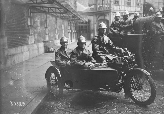 Vervoer-Beroepen-foto-M-37   Brandweer- Repro, Verzenden, 1980 tot heden, Foto, Nieuw