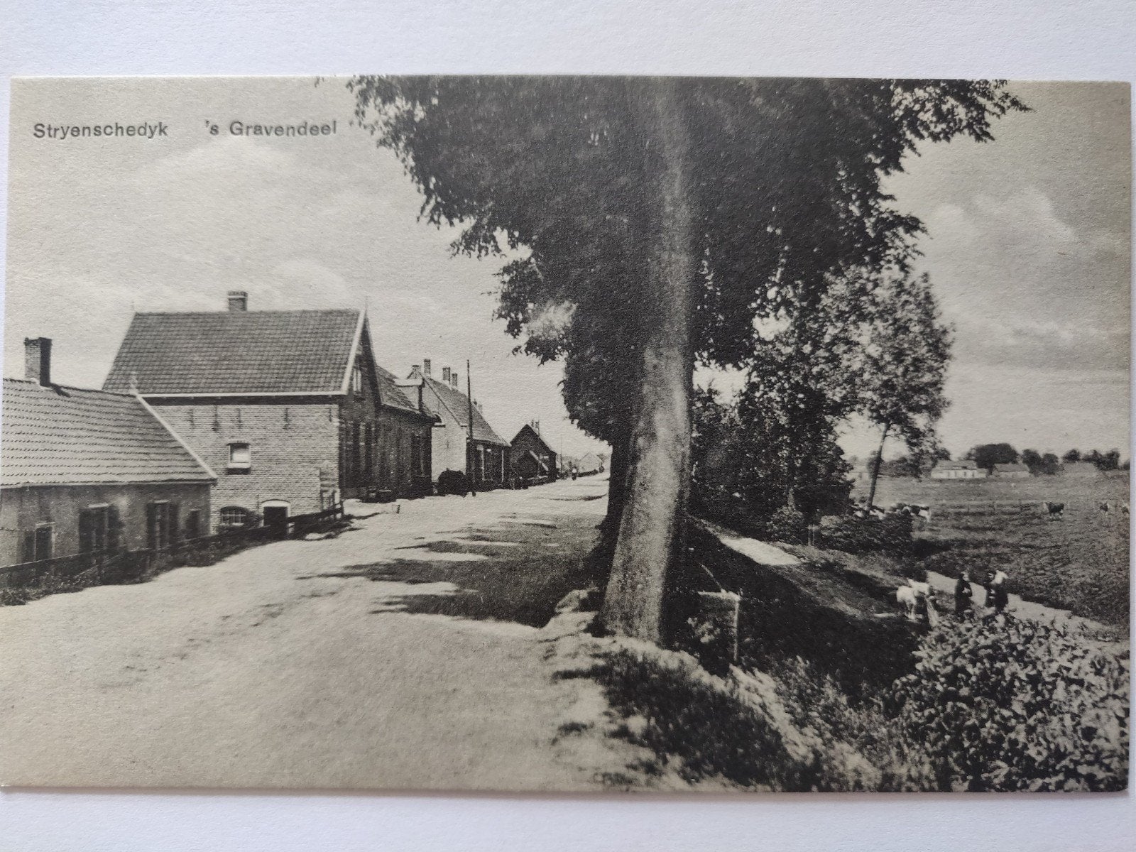 C1027 s Gravendeel, Ophalen of Verzenden, 1920 tot 1940