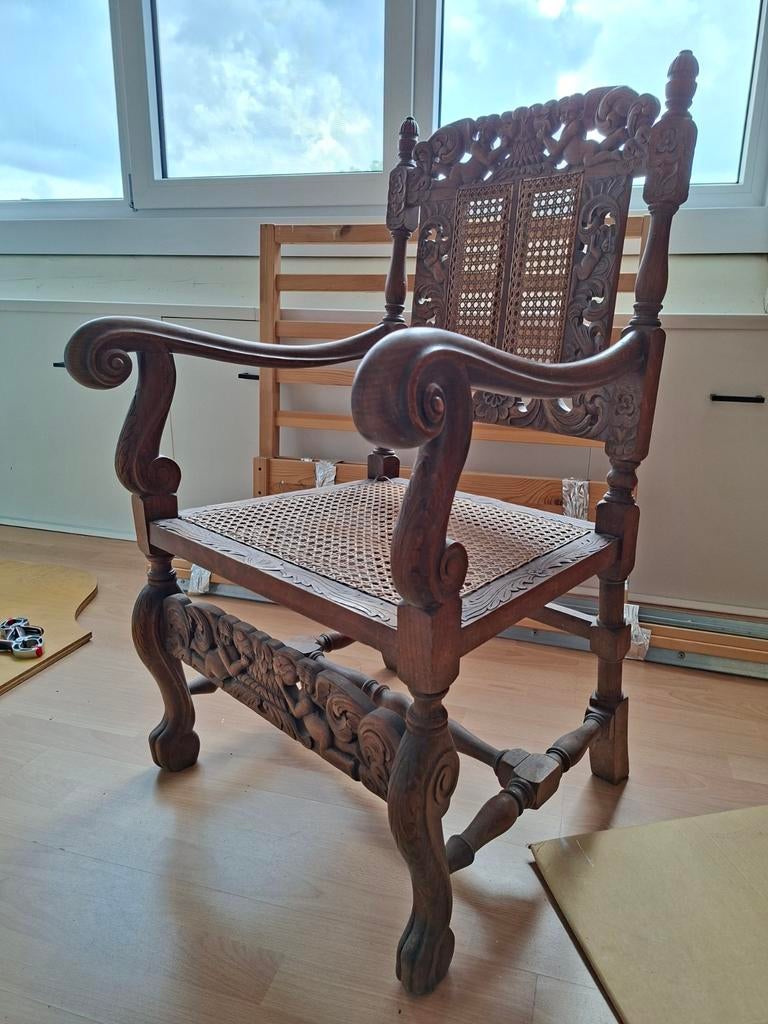 Antieke Knopstoel met cane zitting en rugleuning, Ophalen