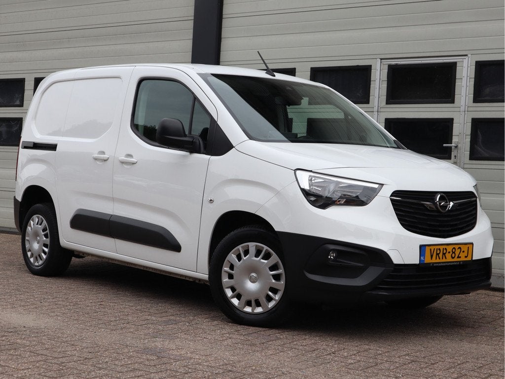 Opel Combo 1.5D 131pk Automaat Euro 6 - Apple - Cruise - Air, Auto's, Bestelauto's, Stof, Gebruikt, 4 cilinders, Wit
