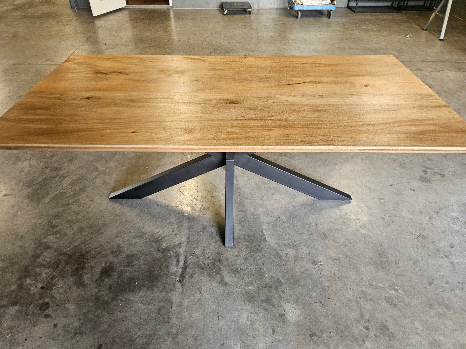 Tafel van mangohout 200 cm lang, Ophalen of Verzenden, Rechthoekig, 200 cm of meer, 50 tot 100 cm