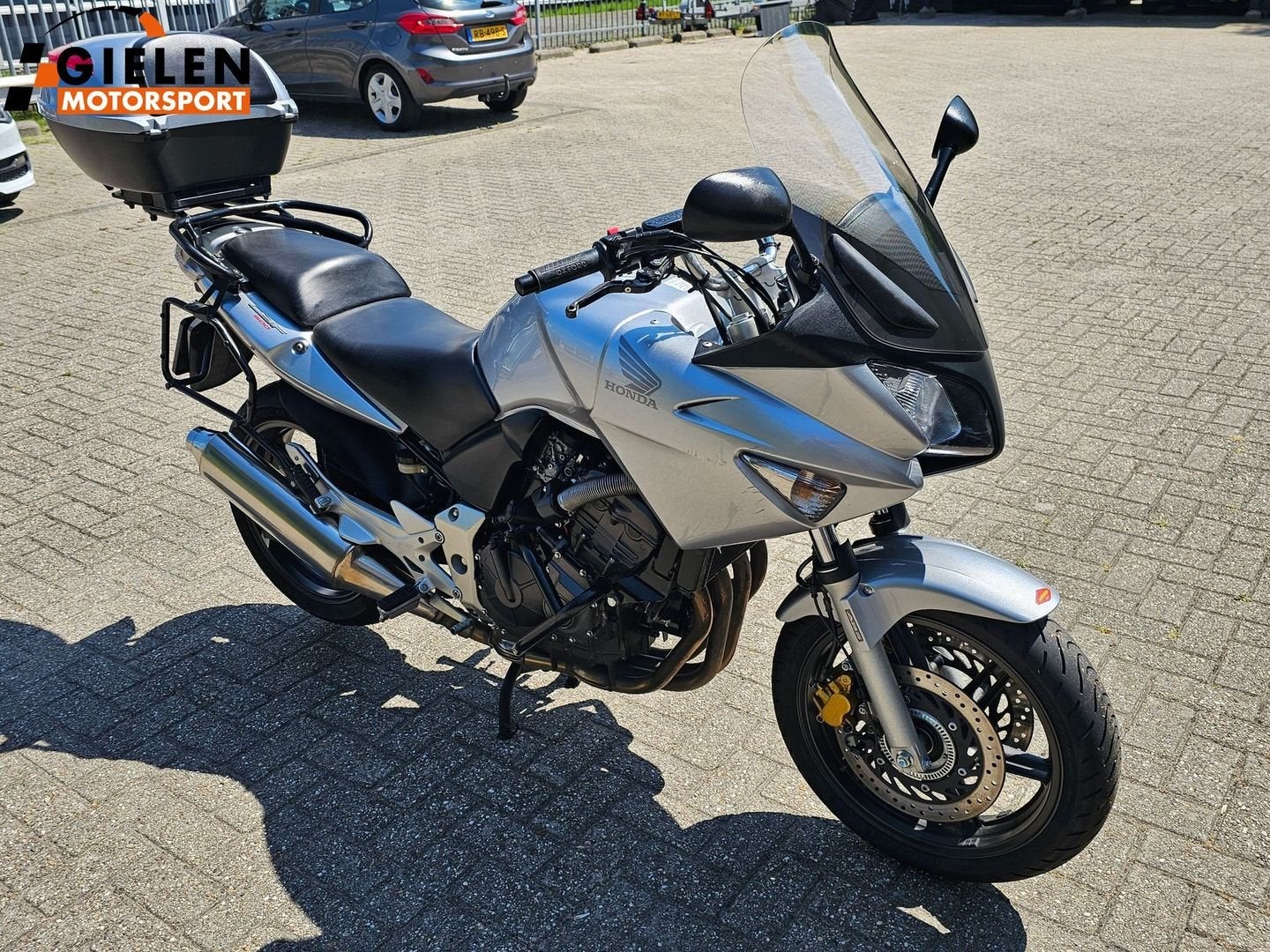 HONDA CBF 600 S ABS (bj 2006), Motoren, HONDA, 4 cilinders, Motorrijbewijs A, Bedrijf