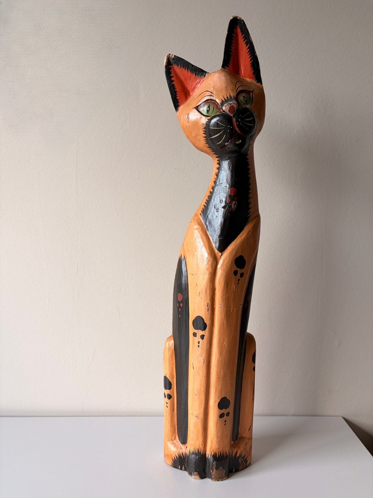 Vintage houten handgesneden kat, Antiek en Kunst, Kunst | Beelden en Houtsnijwerken, Overige onderwerpen, Houtsnijwerk, Art deco