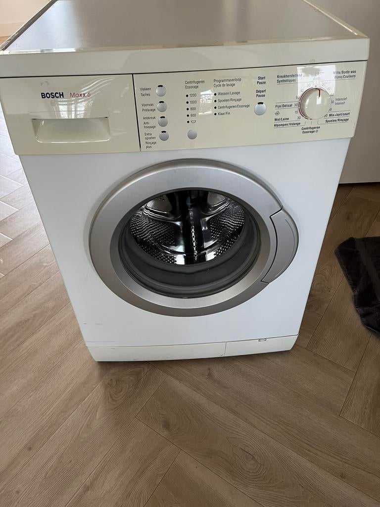Bosch Maxx 6 wasmachine, Witgoed en Apparatuur, Wasmachines, Ophalen, 1200 tot 1600 toeren, Gebruikt, 4 tot 6 kg