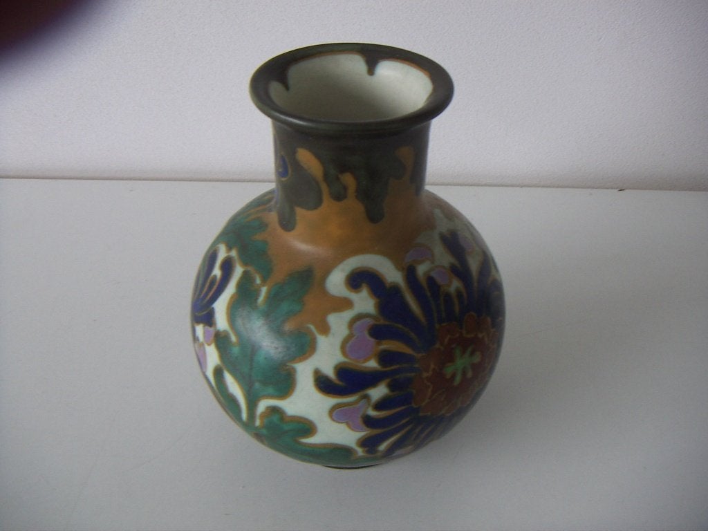 Amphora Oegstgeest plateel keramiek vaas jr.ca1920. Chrisant, Geschikt voor droogbloemen, Meerkleurig, Ophalen of Verzenden, Zo goed als nieuw