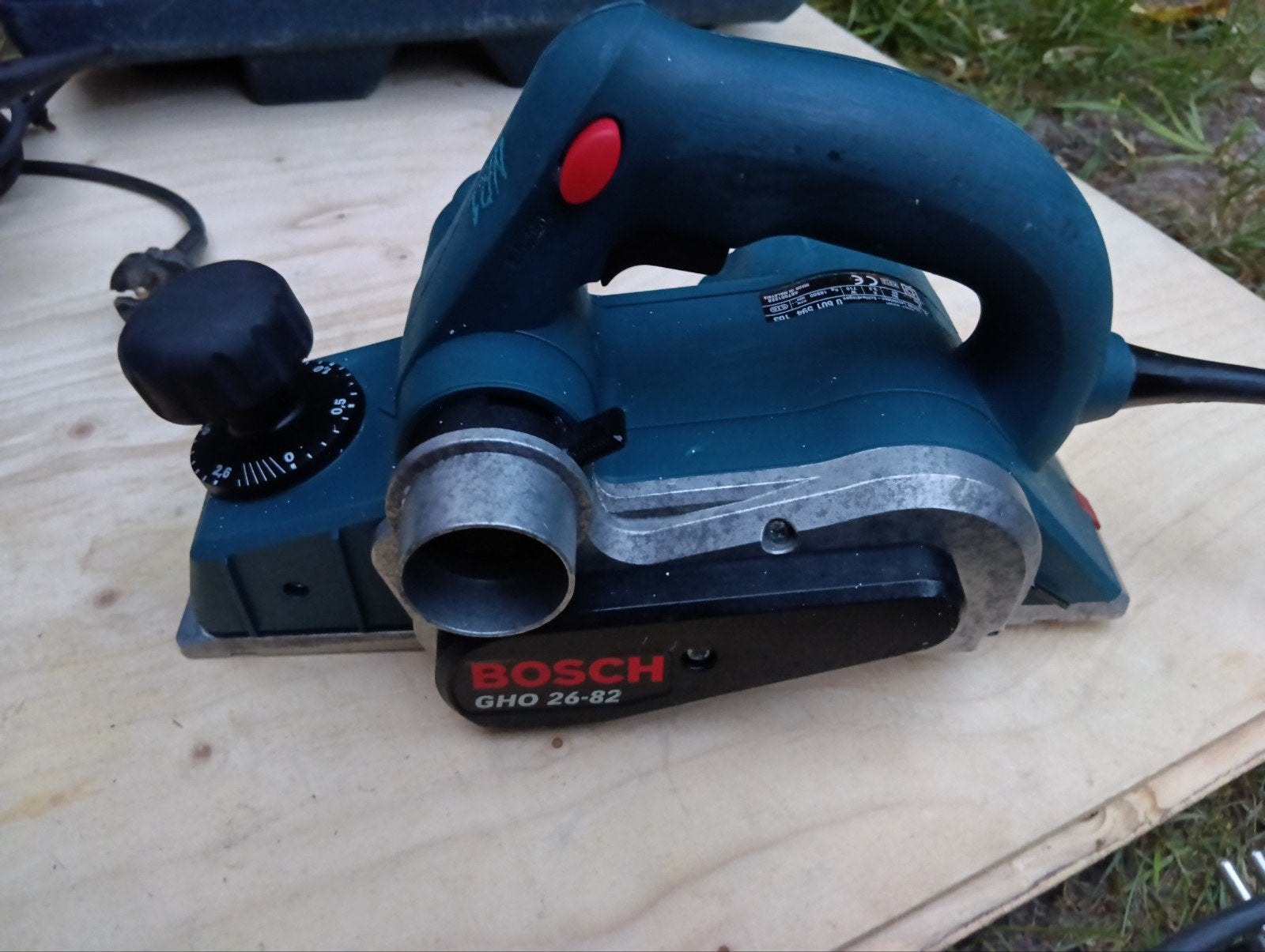 Bosch blauw professional schaafmachine GHO 26-82 €30, Ophalen, Gebruikt
