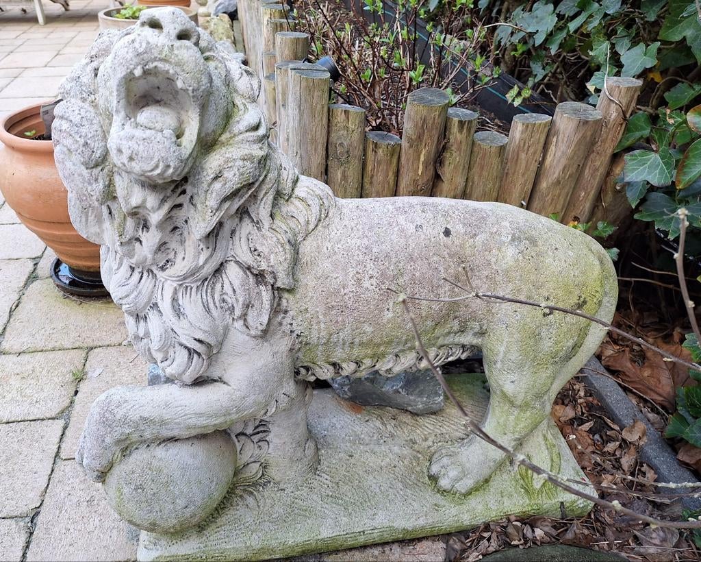 2x Betonnen Leeuwenbeeld voor buiten, Tuin en Terras, Tuinbeelden, Ophalen, Gebruikt, Beton, Dierenbeeld