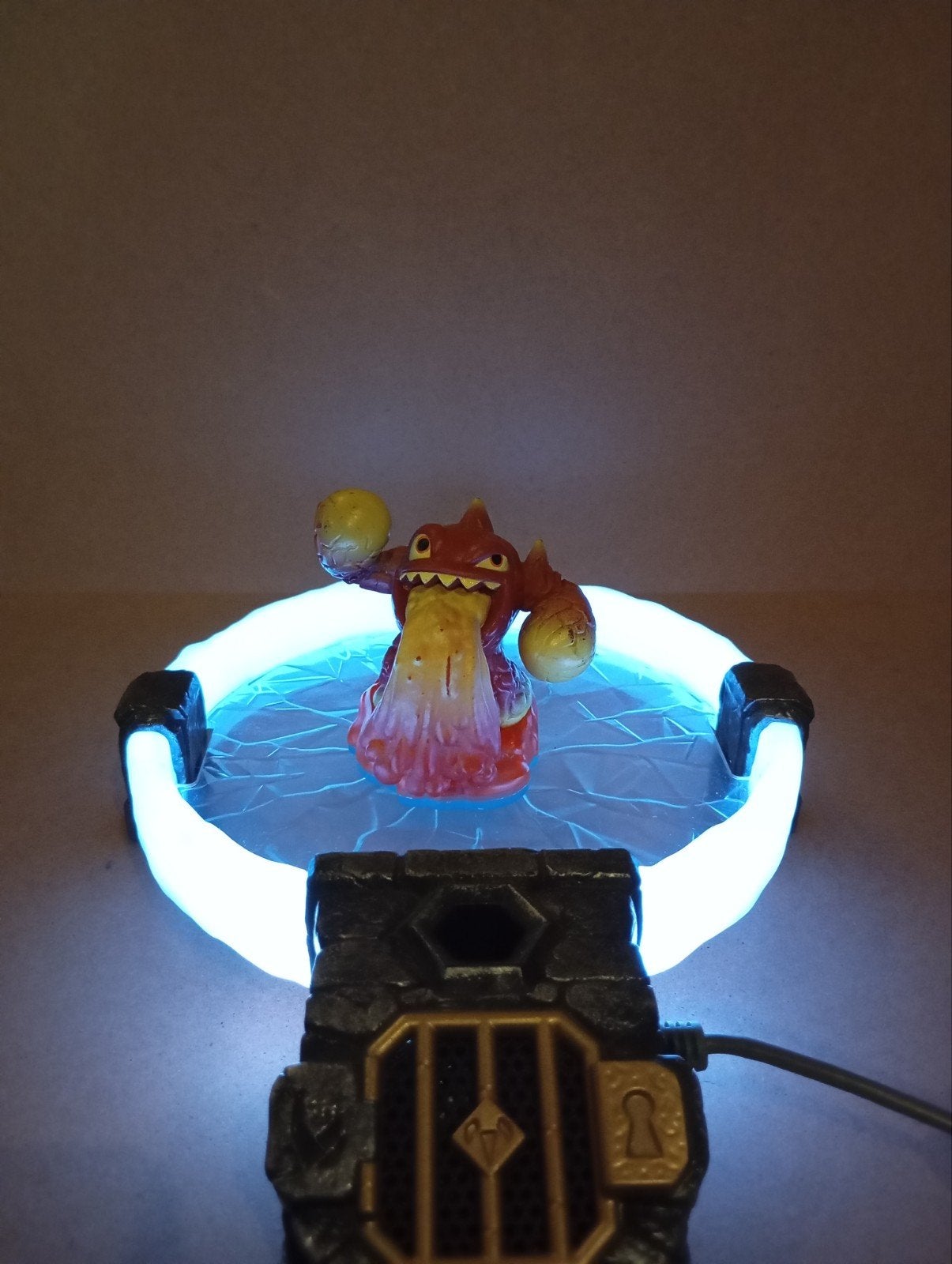 Skylanders Swap Force - Lava Barf Eruptor, Ophalen of Verzenden, Zo goed als nieuw