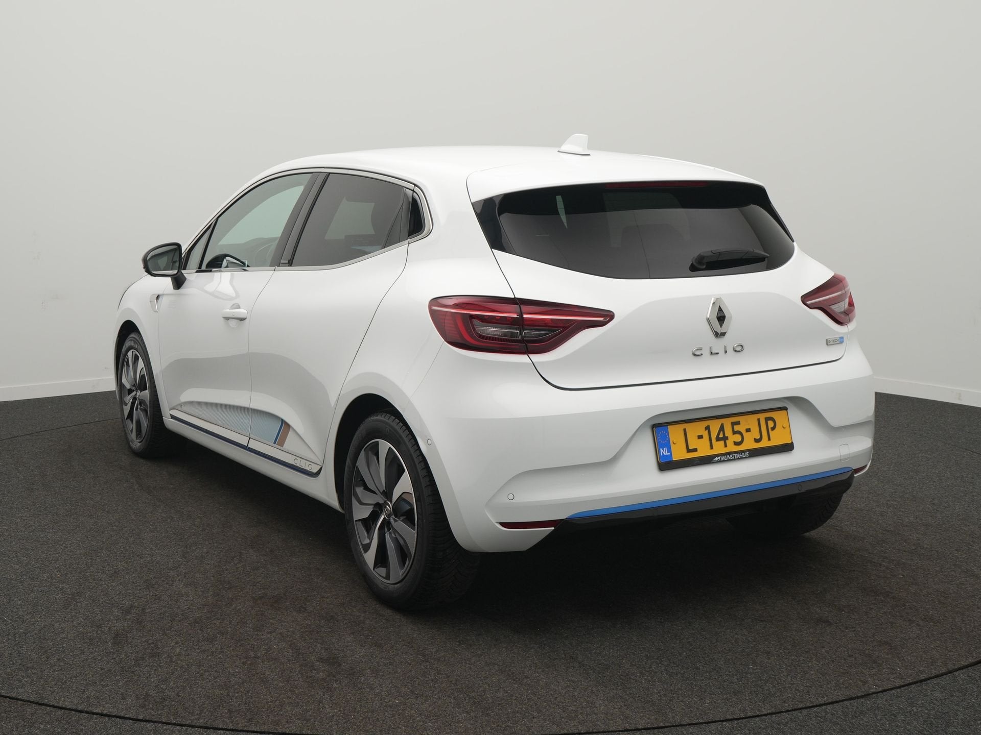 Renault Clio 1.6 E-Tech Full Hybrid 140 Série Limitée E-TE, Auto's, 28 km/l, Gebruikt, Euro 6, 4 cilinders
