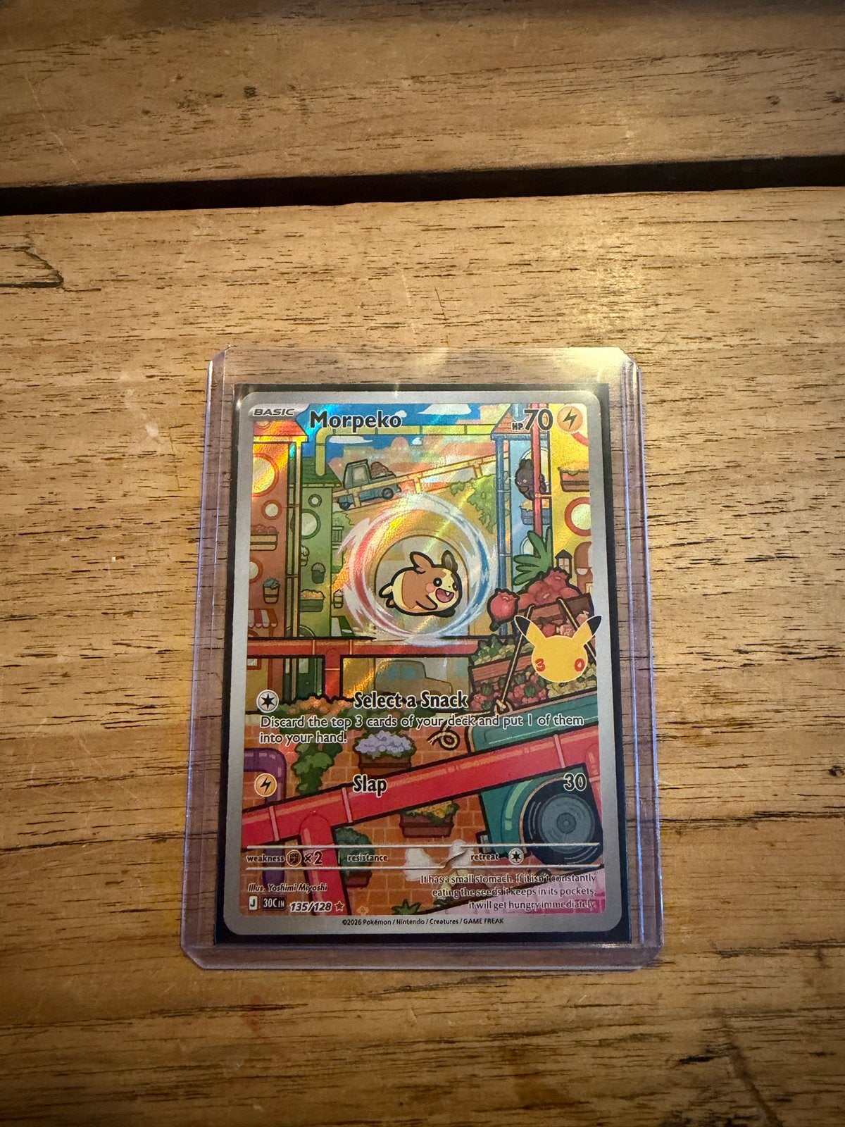 Morpeko Pokémon Kaart 135/128 - Celebrations, Ophalen of Verzenden, Zo goed als nieuw, Losse kaart