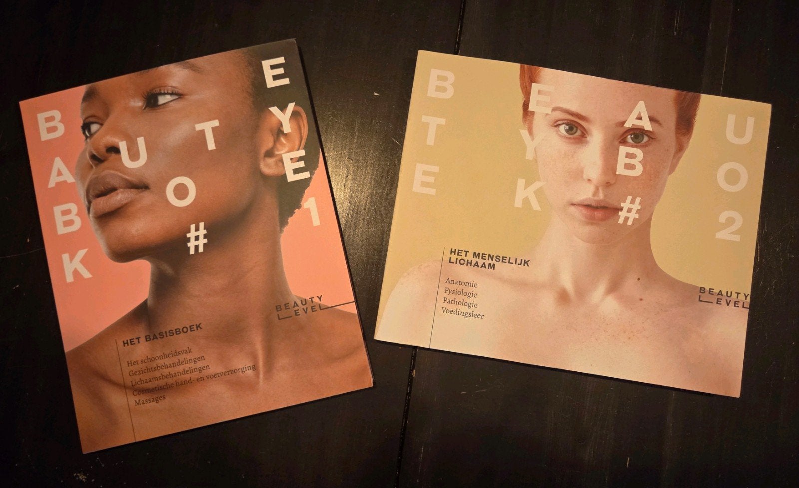 Beauty Level Basisboeken 1 & 2 Visavi - Als nieuw!!, Visavi, Ophalen of Verzenden, Zo goed als nieuw, MBO