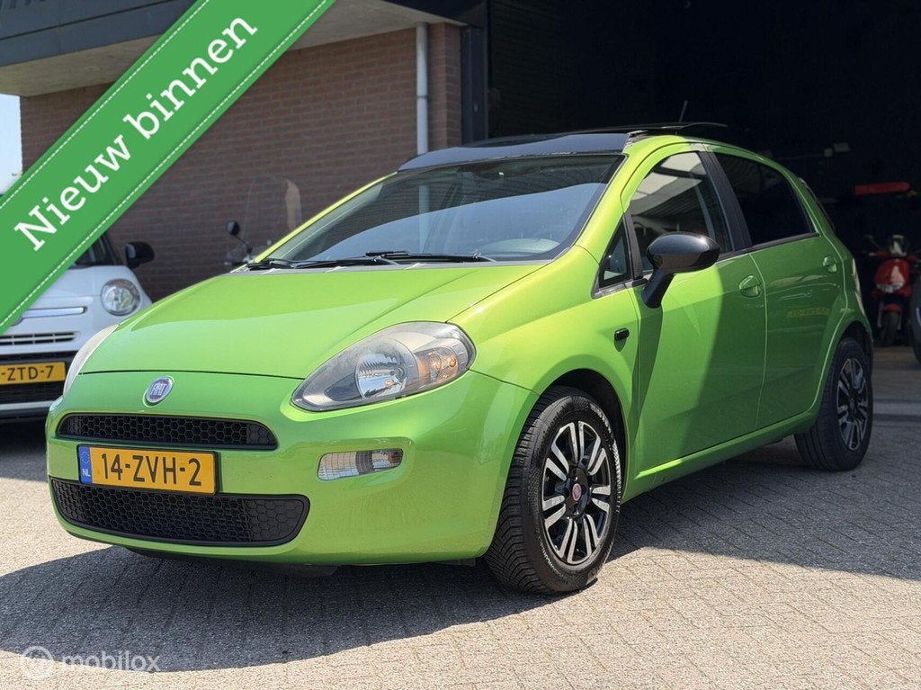 Fiat Punto Evo 0.9 TwinAir Lounge PANODAK|5 DRS|AIRCO|6 BAK!, Voorwielaandrijving, Euro 5, Gebruikt, Zwart