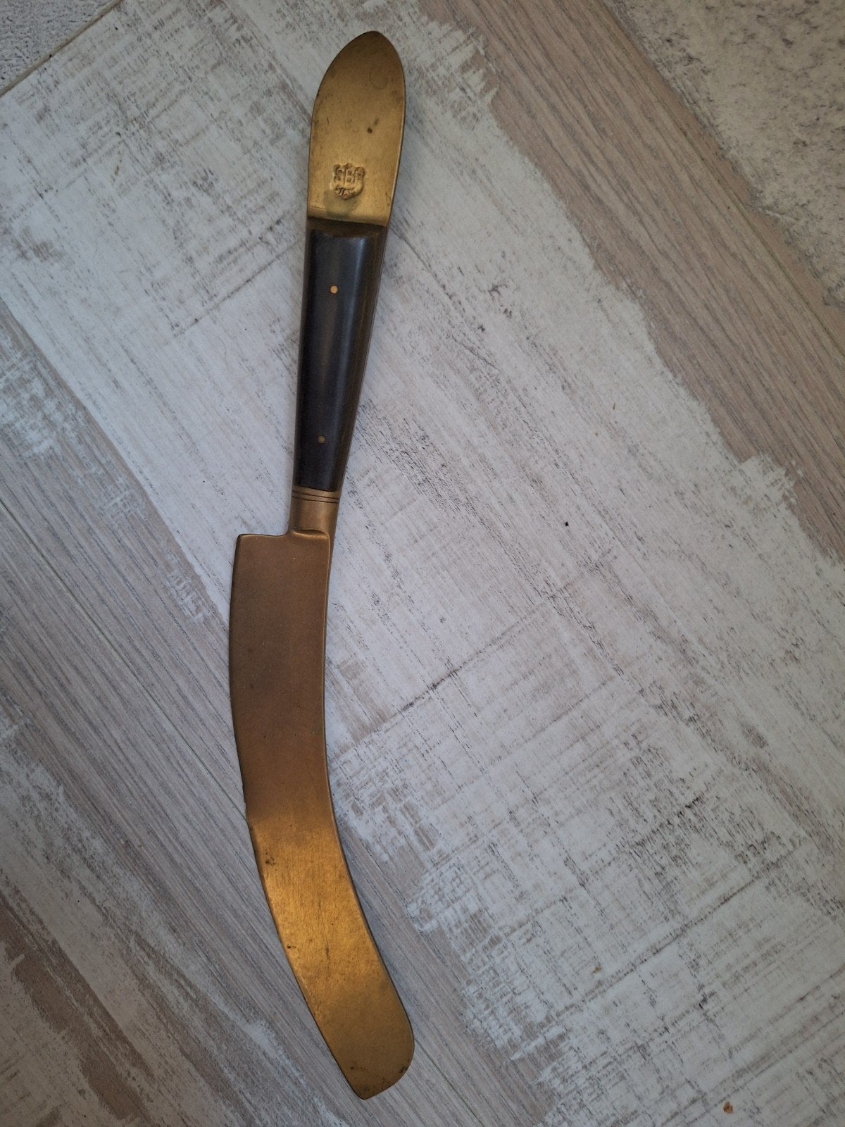 Antiek koperen mes met houten handvat en decoratie, Ophalen of Verzenden