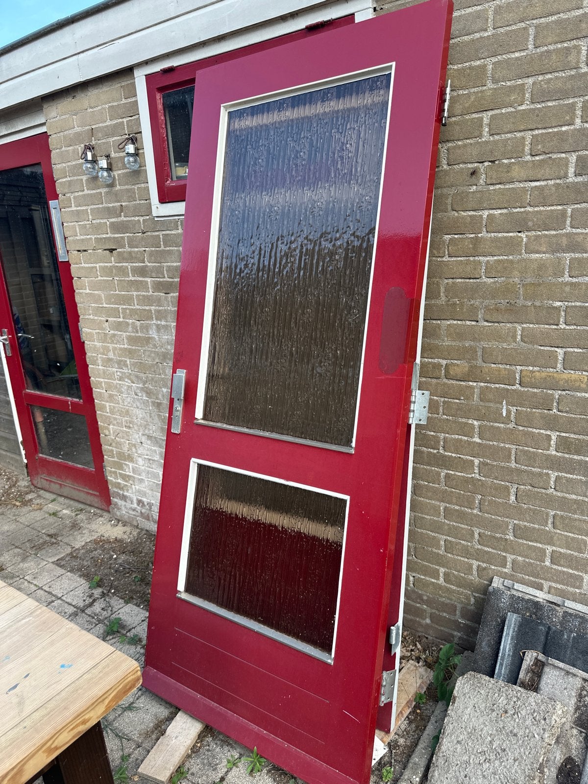 Rode buitendeur met glaspanelen, Ophalen, Gebruikt, 80 tot 100 cm, Buitendeur