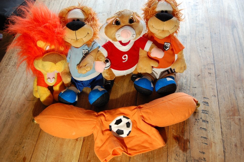 Oranje / Voetbal Knuffel Pakket o.a. KNVB Leeuwen & Hamster, Kinderen en Baby's, Speelgoed | Knuffels en Pluche, Ophalen of Verzenden