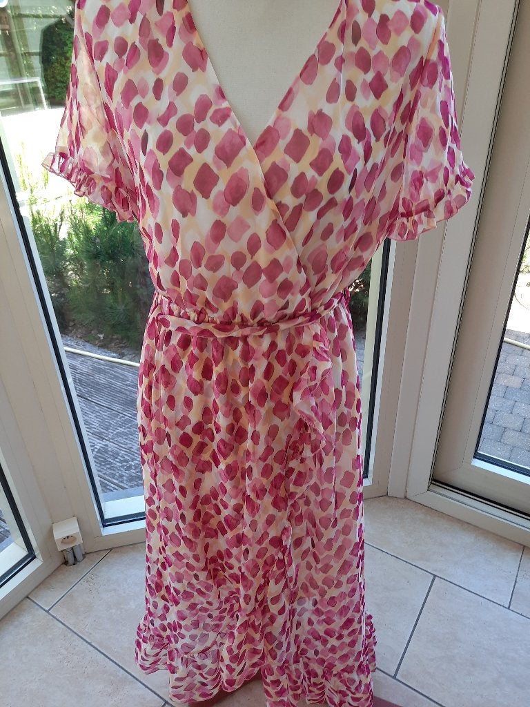 Leuke jurk YENTL - 40, Kleding | Dames, Jurken, Zo goed als nieuw, Maat 38/40 (M), Overige kleuren, Onder de knie, Verzenden