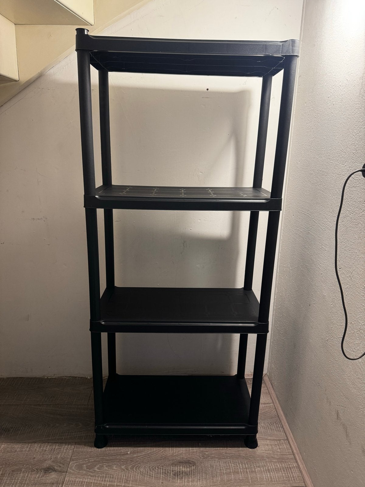 Zwart kunststof opbergrek met 4 planken, Ophalen, Gebruikt