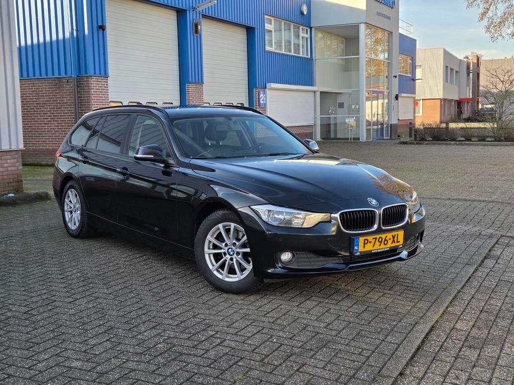 BMW 3-Serie 316i Leer| Stoelverw l Navi l AC, Zwart, 4 cilinders, Zwart, Handgeschakeld