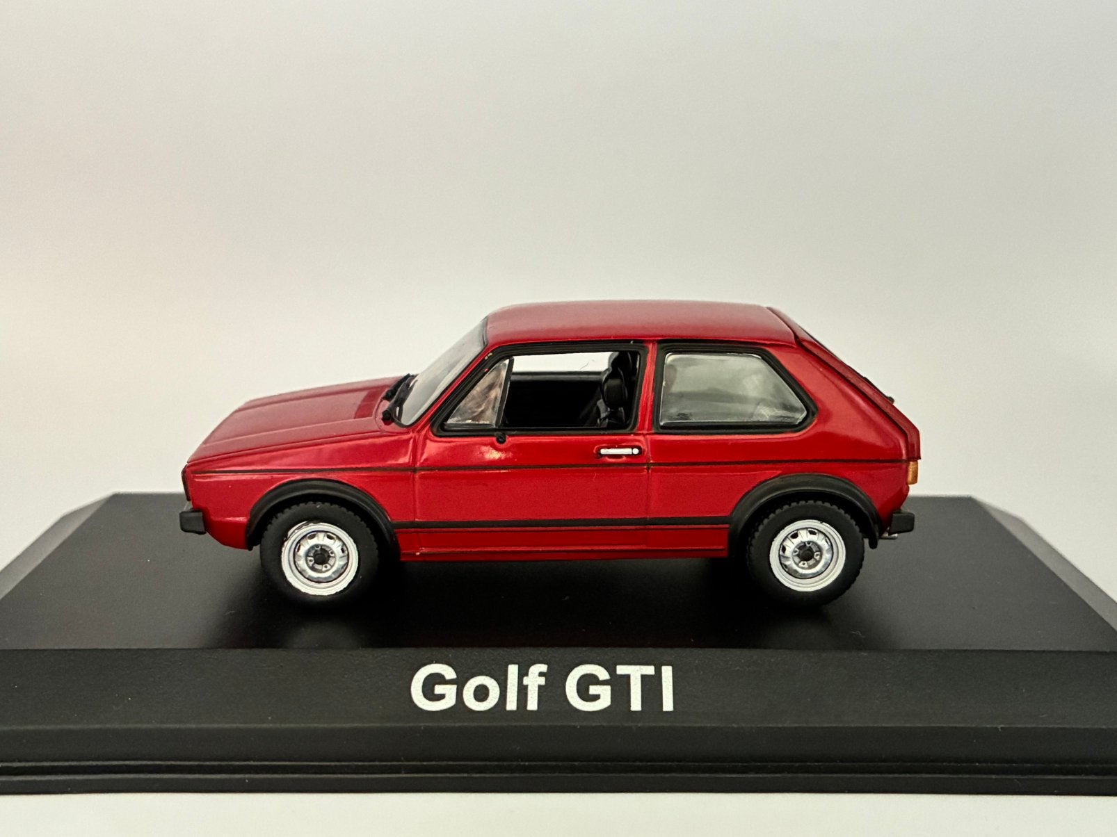 Volkswagen Golf GTI A1 1/I (Type 17) 1978 - Norev, Ophalen of Verzenden, Zo goed als nieuw, Auto, Norev