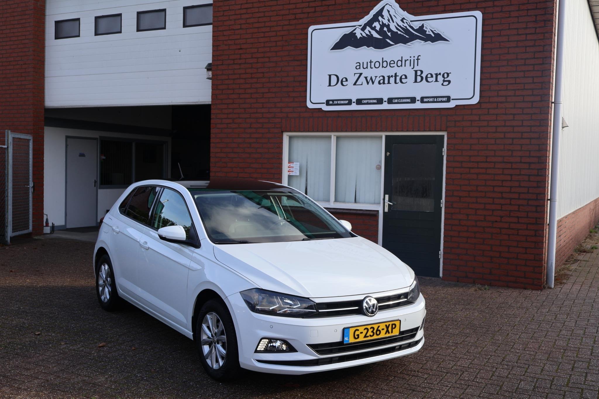 Volkswagen Polo 1.0 TSI Highline, Stof, Gebruikt, 95 pk, Bedrijf