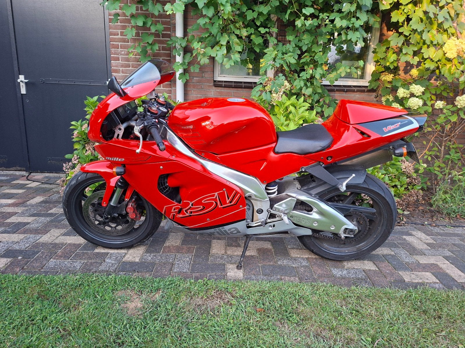 Aprilia RSV Mille (2002) - Nette staat, titanium demper, 2 cilinders, Sportuitlaat, Motorrijbewijs A, Super Sport