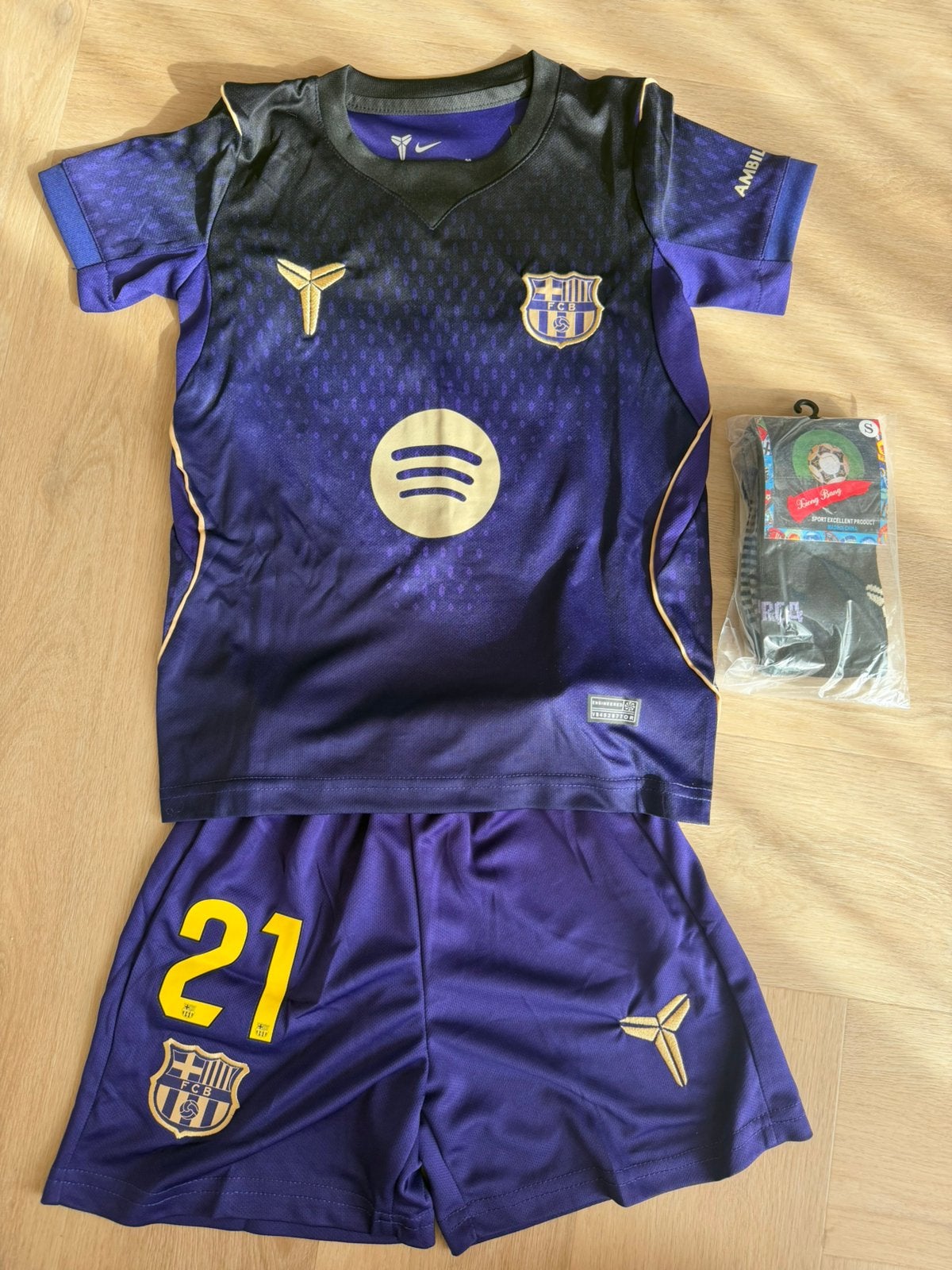 Nieuw FC Barcelona uit tenue Frenkie de Jong 2026-2027, Maat XS of kleiner, Ophalen of Verzenden, Zo goed als nieuw, Shirt