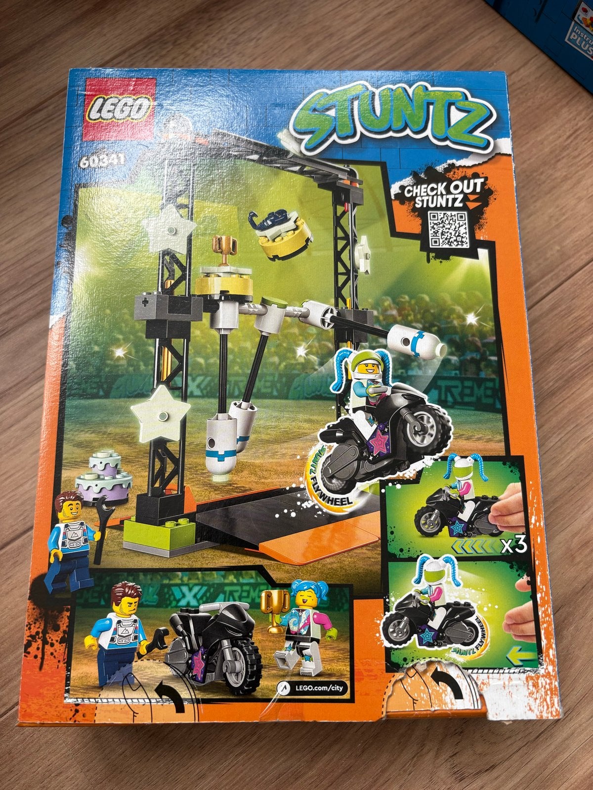LEGO City Stuntz 60341: Stuntuitdaging met de Stuntmotor, Lego, Ophalen of Verzenden, Compleet, Complete set