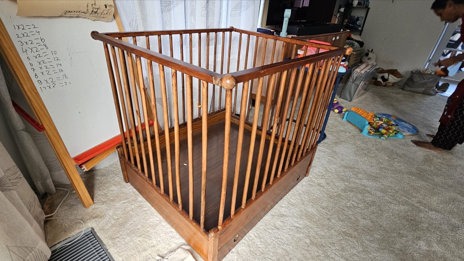 Baby crib - free pickup, Ophalen, Gebruikt, Ledikant