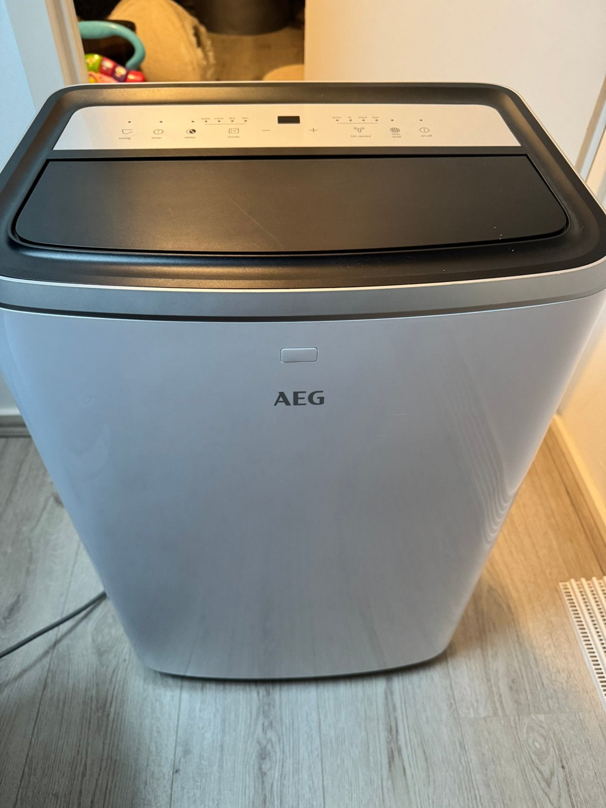 AEG AXP26U338BW Mobiele airco, Witgoed en Apparatuur, Ophalen, Minder dan 60 m³, 3 snelheden of meer, Zo goed als nieuw