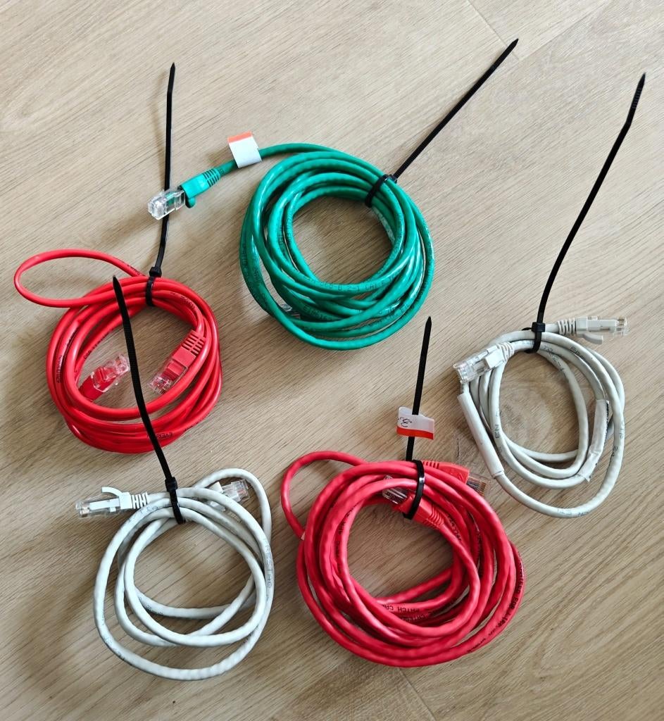 5x ethernet netwerk internet aansluitkabels, Cat. 5 en 6, Ophalen of Verzenden, Nieuw