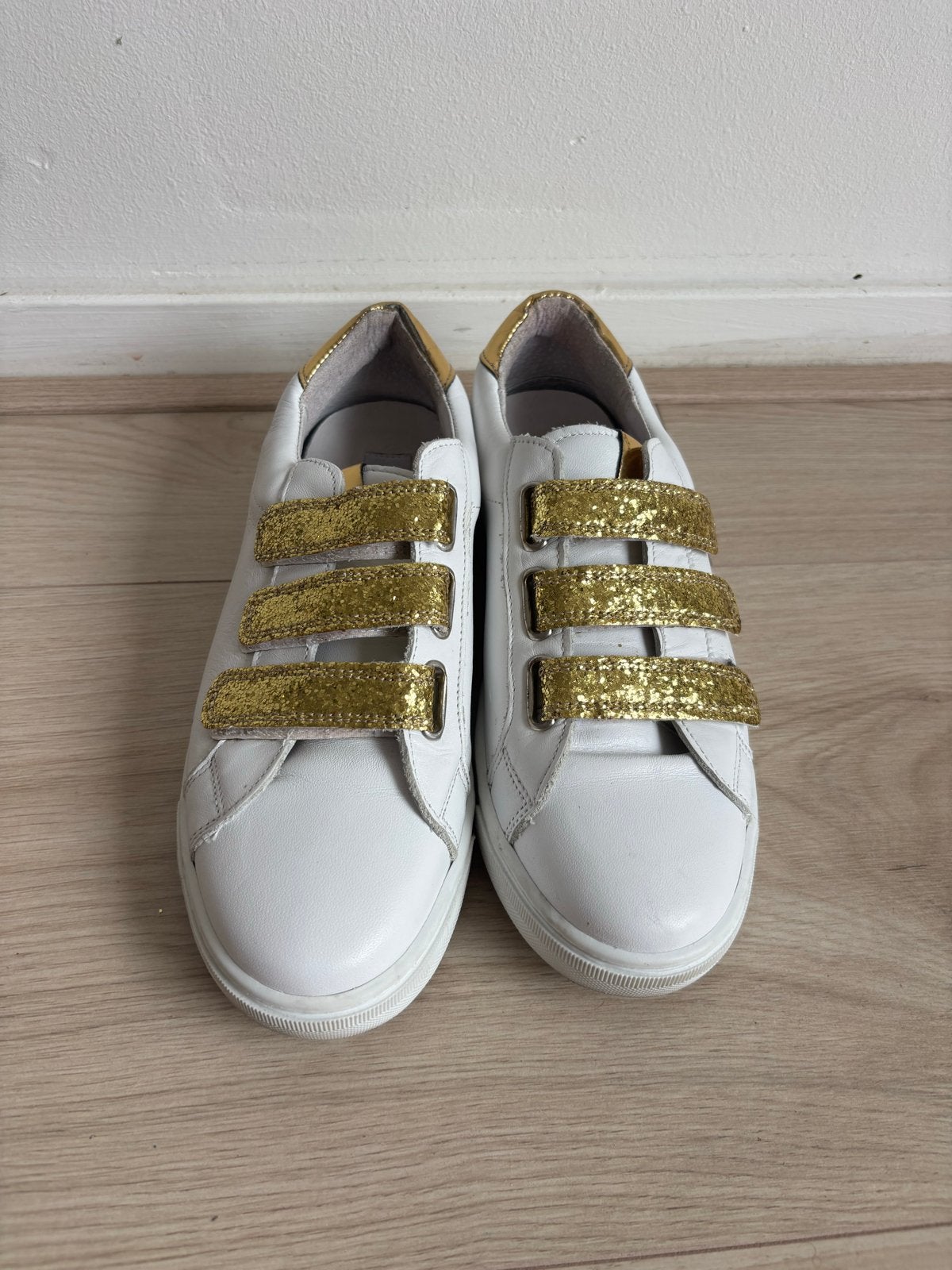 Steve Madden sneakers wit met goud maat 38, Ophalen of Verzenden, Gedragen, Wit, Sneakers of Gympen