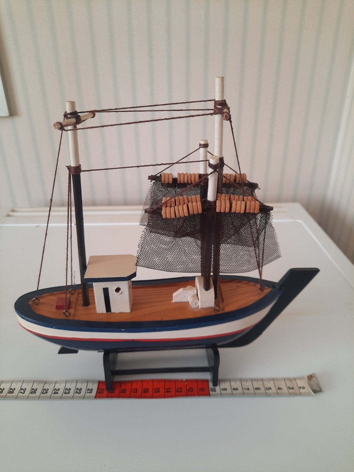 model vissersboot, Ophalen