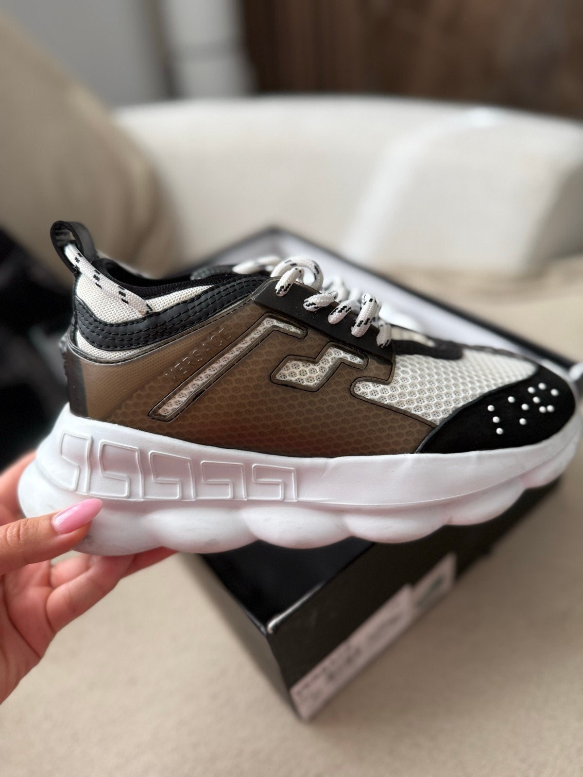 Versace Chain Reaction sneakers dames maat 40, Ophalen of Verzenden, Zo goed als nieuw, Zwart, Sneakers of Gympen