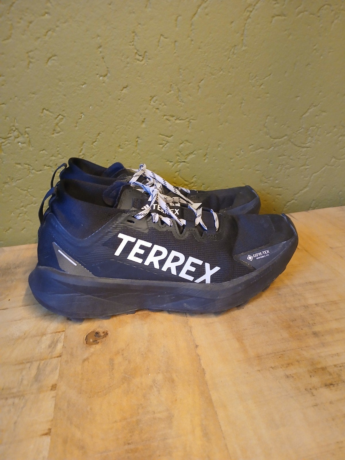 Adidas Terrex Agravic GORETEX maat 41 1/3  35,-  incl verzen, Ophalen of Verzenden, Zo goed als nieuw, Schoenen