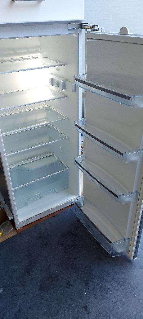 Koelkast Bosch, Ophalen, 150 tot 200 liter, 120 tot 140 cm, 45 tot 60 cm