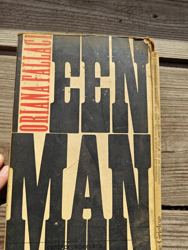 Oriana Fallaci - Een Man, Ophalen of Verzenden