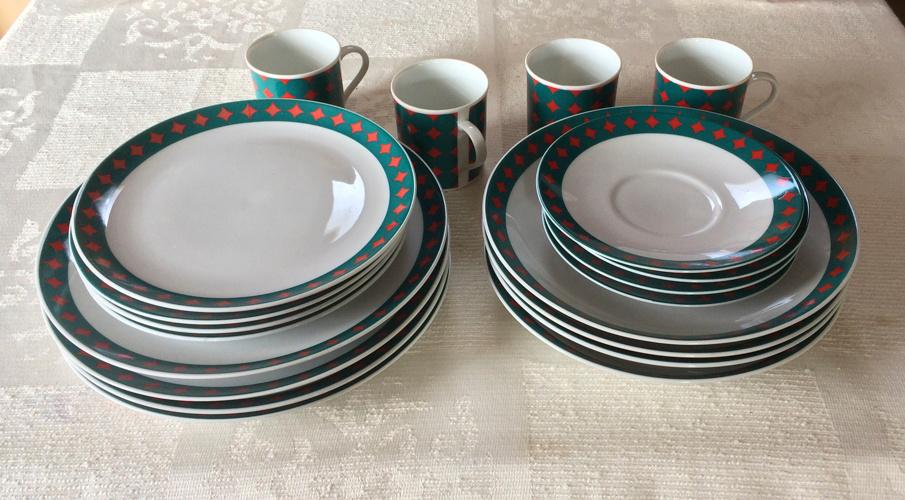 Eschenbach, Bavaria. 70ties Retro servies compleet., Verzamelen, Retro, Huis en Inrichting, Ophalen of Verzenden