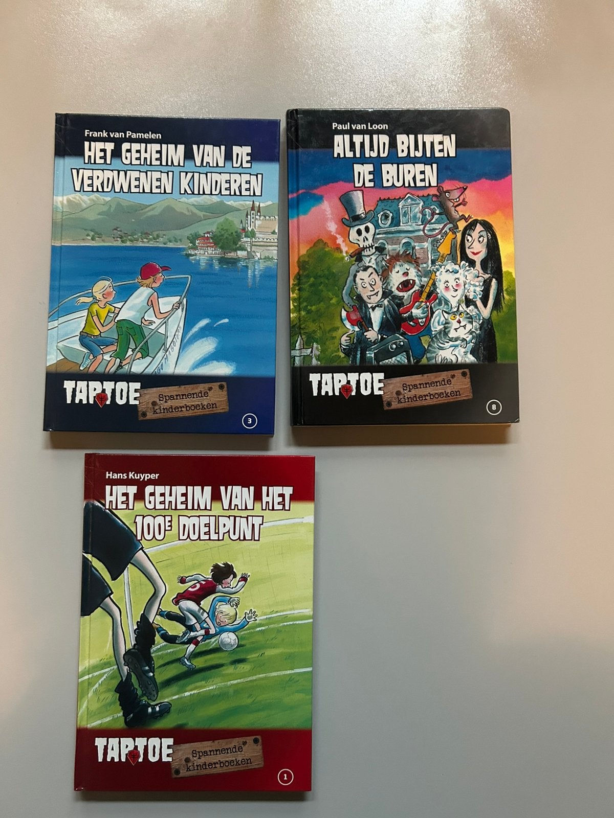 3 taptoe boeken, Verzenden, Gelezen