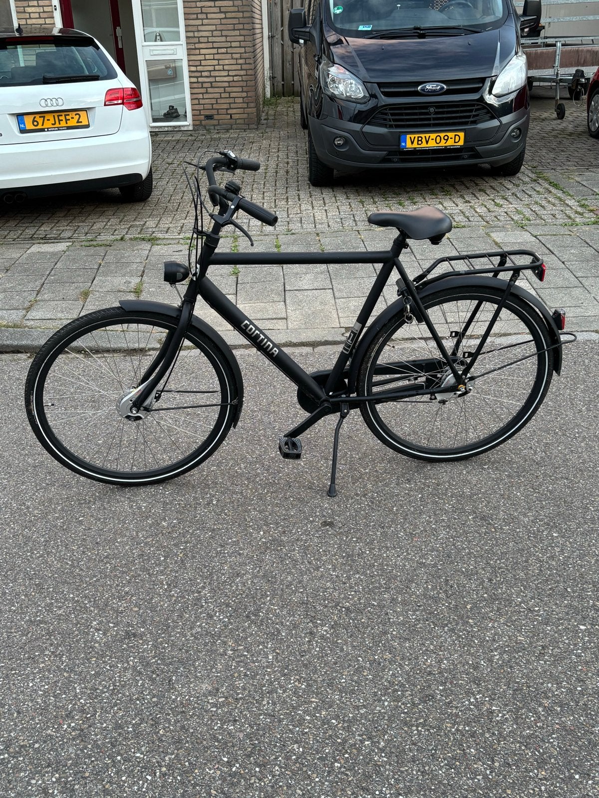 Cortina fiets, mat zwart, zo goed als nieuw
